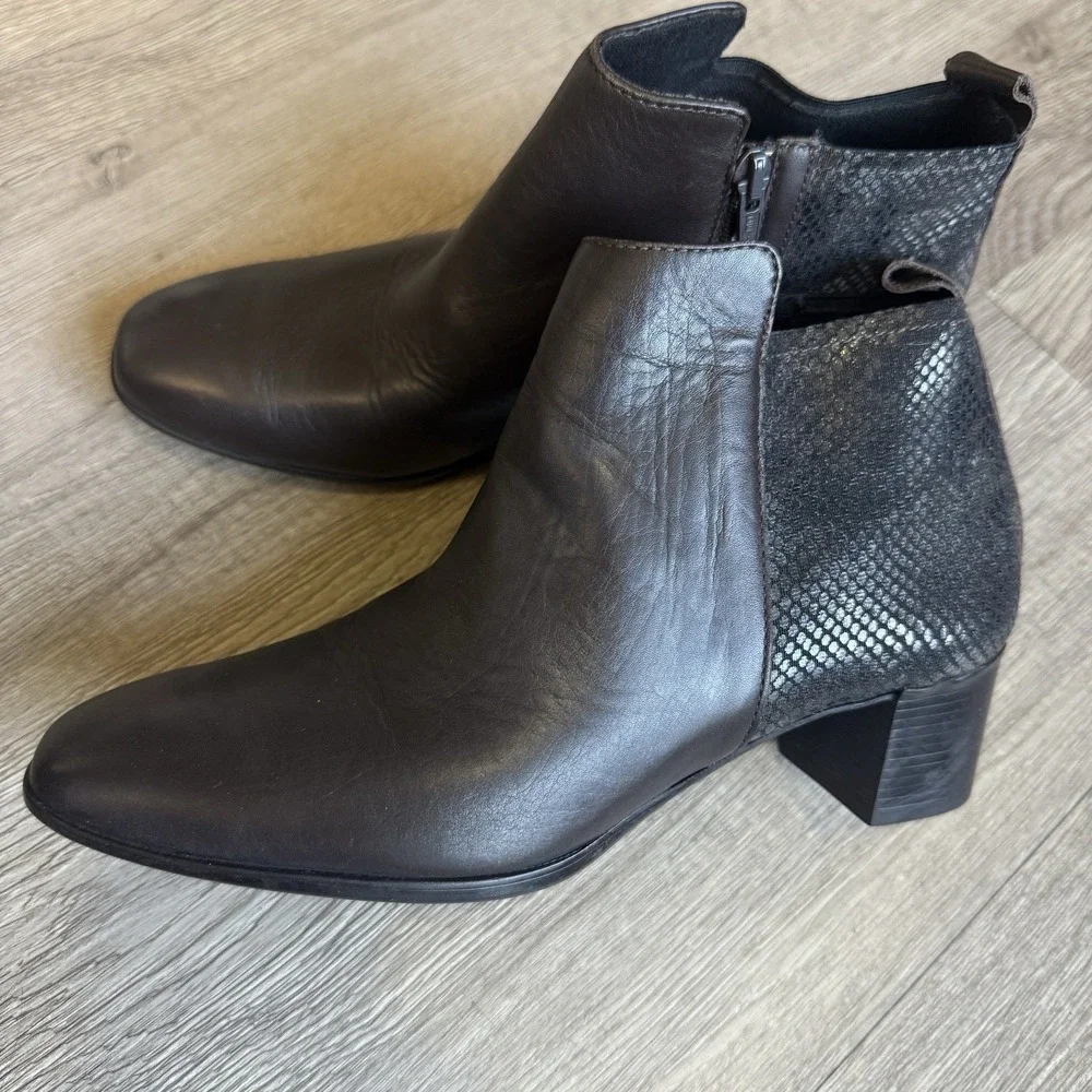 Munro Alix Women's Pull-on Boots, Chocolate Leather/Snake Print 9M Comfort - Picture 1 of 11